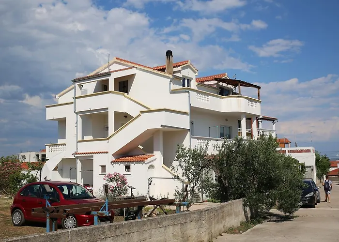 Lambasa Appartement *