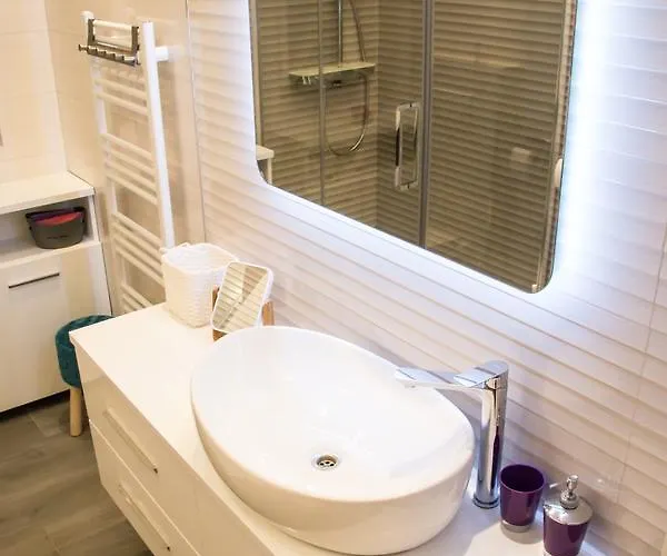 Lambasa Appartement *